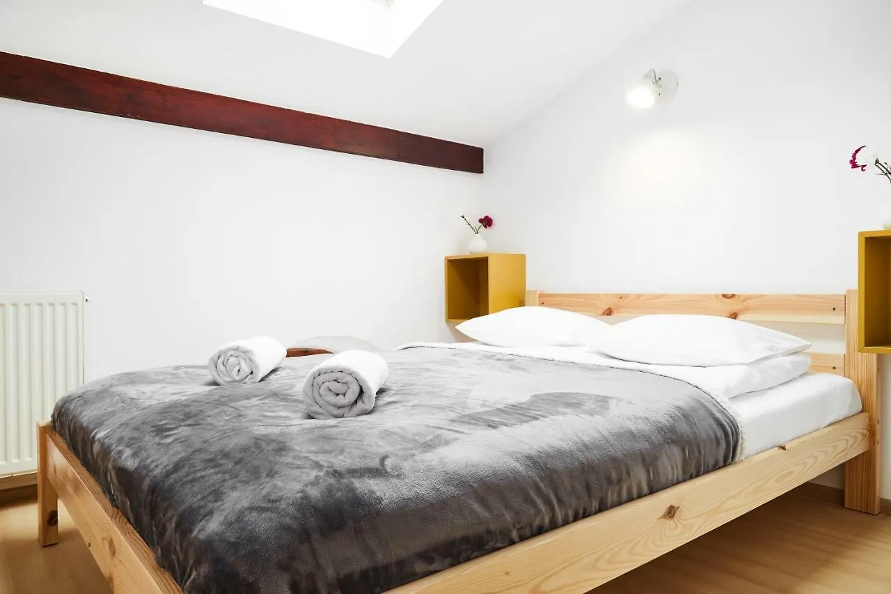 Apartment Quiet Loft Michalowskiego Street Krakow